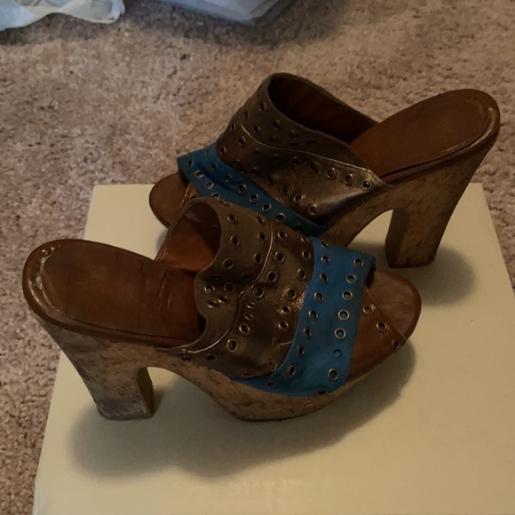 Cork Heeled Platform - Picture 4 of 5